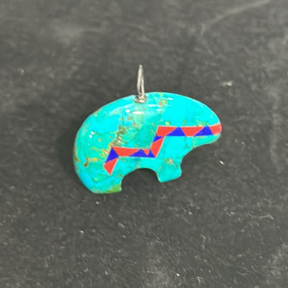Vintage Turquoise Bear Pendant  Native American Indian Jewelry - Picture 5 of 7